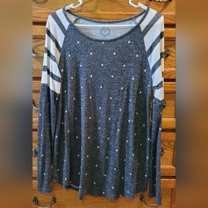 Women's Long-Sleeved Knit Top,  Maurices brand, size Small